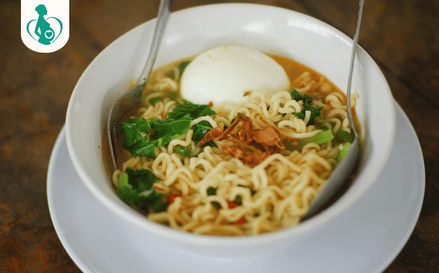 Bà bầu ăn mì tôm Hảo Hảo được không? [Giải đáp từ A-Z]