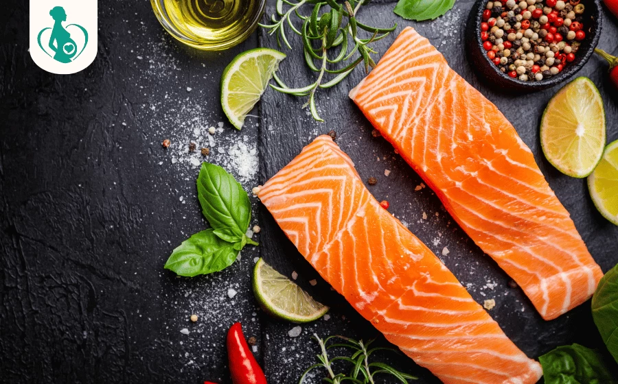 Bầu 3 tháng đầu ăn cá hồi sống được không