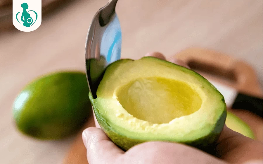 Bầu ăn bơ với sữa Ông Thọ được không