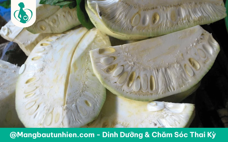 Bầu 3 tháng đầu ăn mít non được không